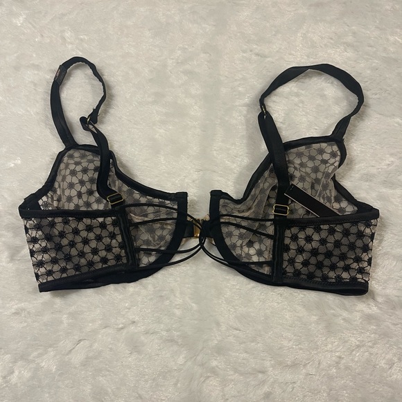 NWT Very Sexy Unlined Demi Bra - Picture 3 of 4
